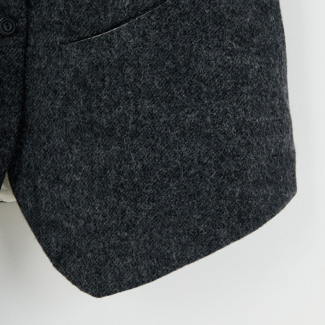 tumugu: [ツムグ] エコウールモッサベスト [TB25419] 88 CHARCOA