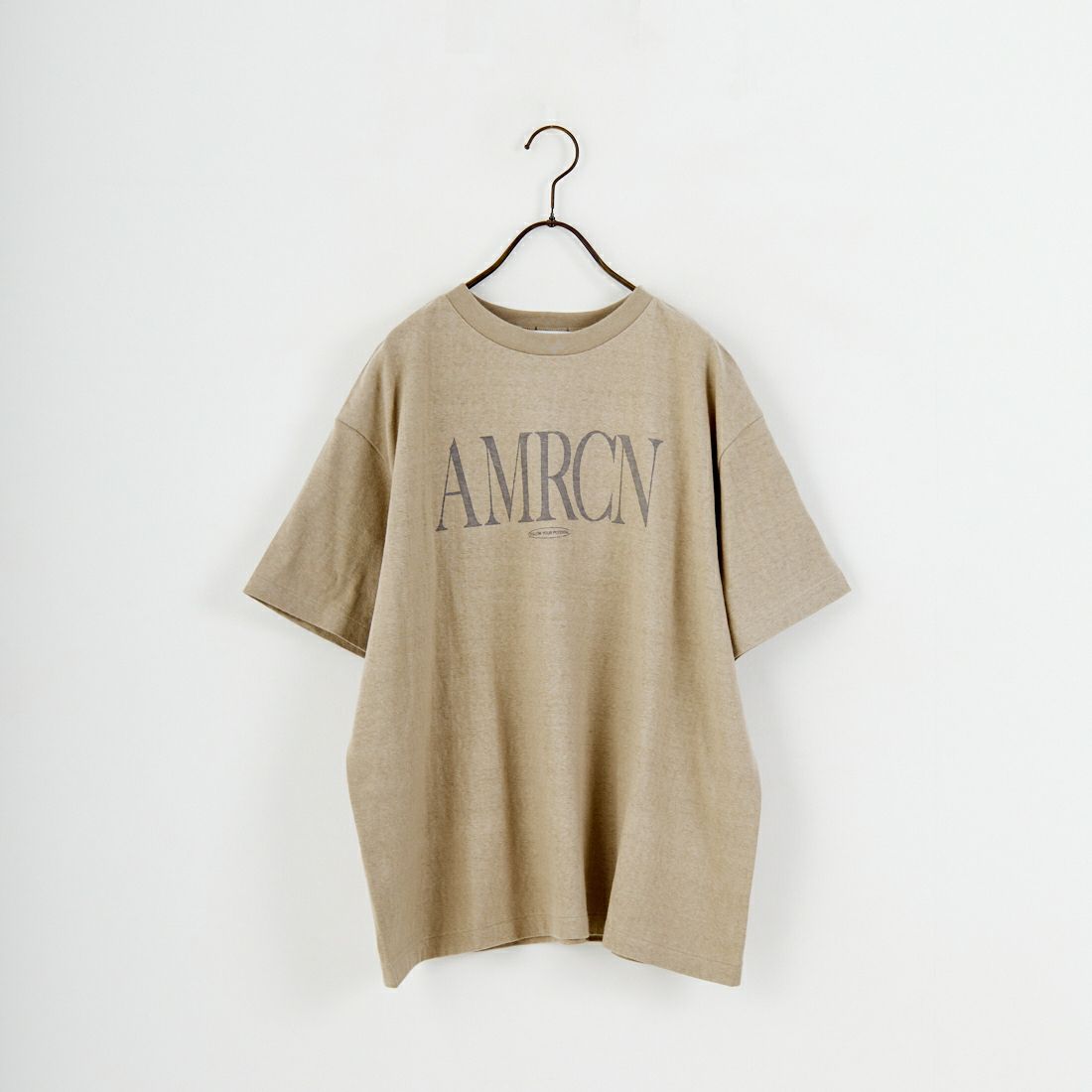 Americana × JEANS FACTORY [アメリカーナ × ジーンズファクトリー] 別注 AMRCN ロゴプリントTシャツ [BRF-808A-1-JF] ﾍﾞｰｼﾞｭ
