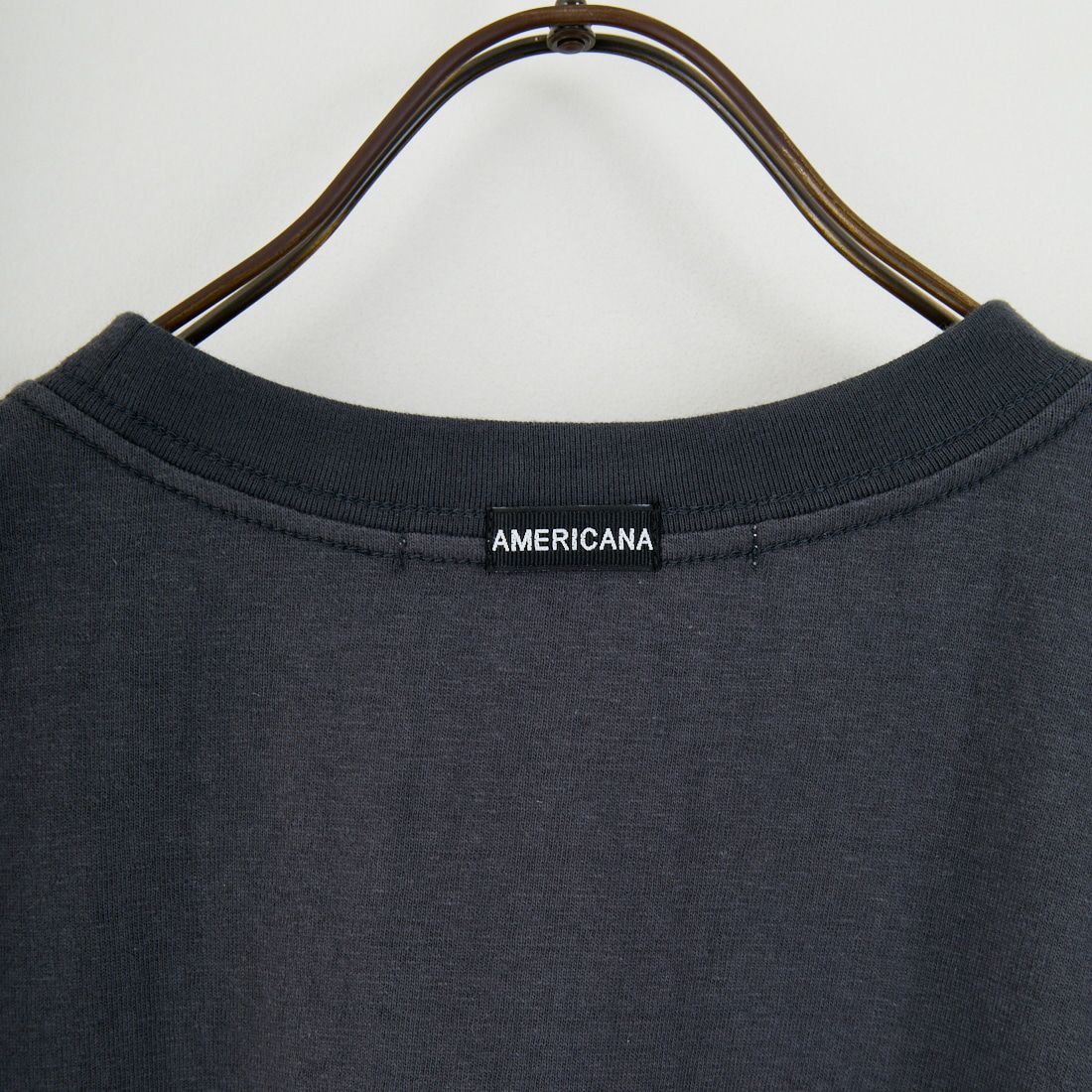 Americana × JEANS FACTORY [アメリカーナ × ジーンズファクトリー] 別注 AMRCN ロゴプリントTシャツ [BRF-808A-1-JF] ｽﾐｸﾛ