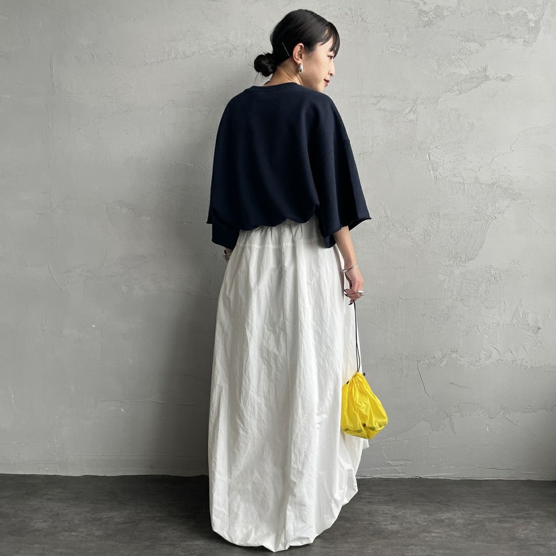 Americana × JEANS FACTORY [アメリカーナ × ジーンズファクトリー] 別注 ロゴプリント カットオフスウェット [ASO-850-2-JF] ﾈｲﾋﾞｰ &&モデル身長：150cm 着用サイズ：ONE SIZE&&