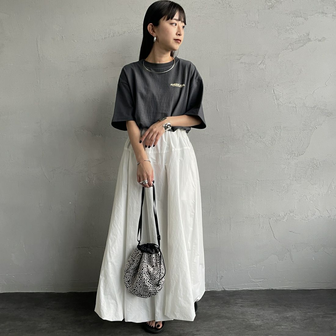 Americana × JEANS FACTORY [アメリカーナ × ジーンズファクトリー] 別注 AMRCN バックプリントTシャツ [BRF-808A-2-JF] ｽﾐｸﾛ &&モデル身長：150cm 着用サイズ：ONE SIZE&&