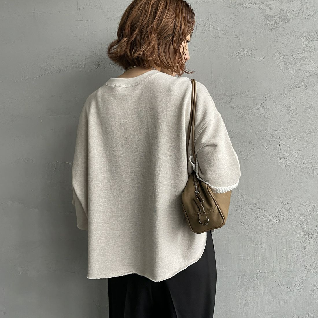 Americana × JEANS FACTORY [アメリカーナ × ジーンズファクトリー] 別注 カレッジプリント カットオフスウェット [ASO-850-1-JF] ｵｰﾄﾐｰﾙ &&モデル身長：158cm 着用サイズ：ONE SIZE&&