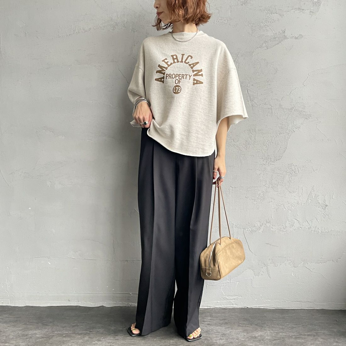 Americana × JEANS FACTORY [アメリカーナ × ジーンズファクトリー] 別注 カレッジプリント カットオフスウェット [ASO-850-1-JF] ｵｰﾄﾐｰﾙ &&モデル身長：158cm 着用サイズ：ONE SIZE&&