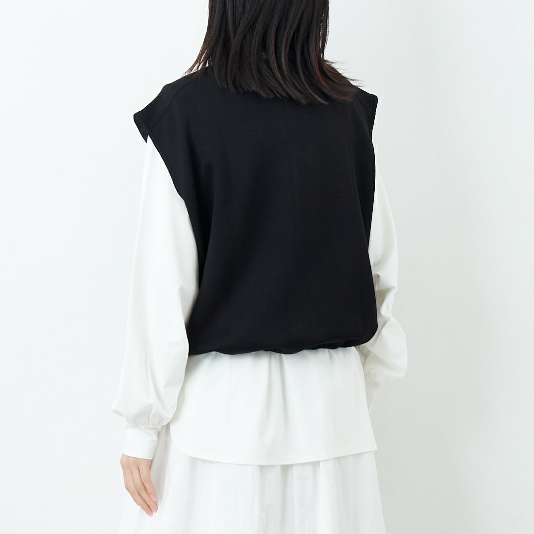 Maison de L'allure [メゾン ドゥ ラリュール] ダブルジップダンボールベスト [M25142004] 09 BLACK &&モデル身長：162cm 着用サイズ：F&&