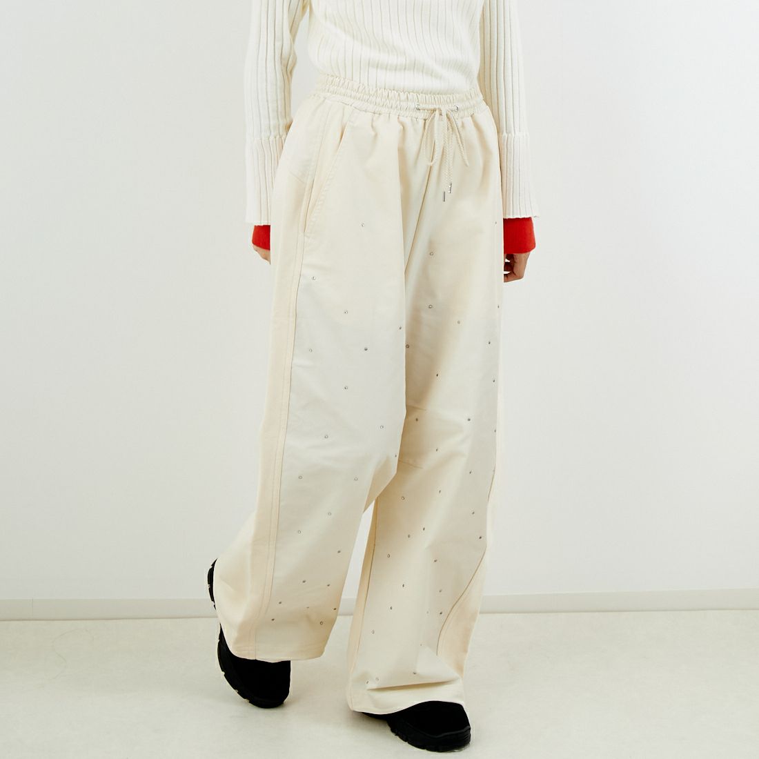 O.WHT&&モデル身長：162cm 着用サイズ：36&&