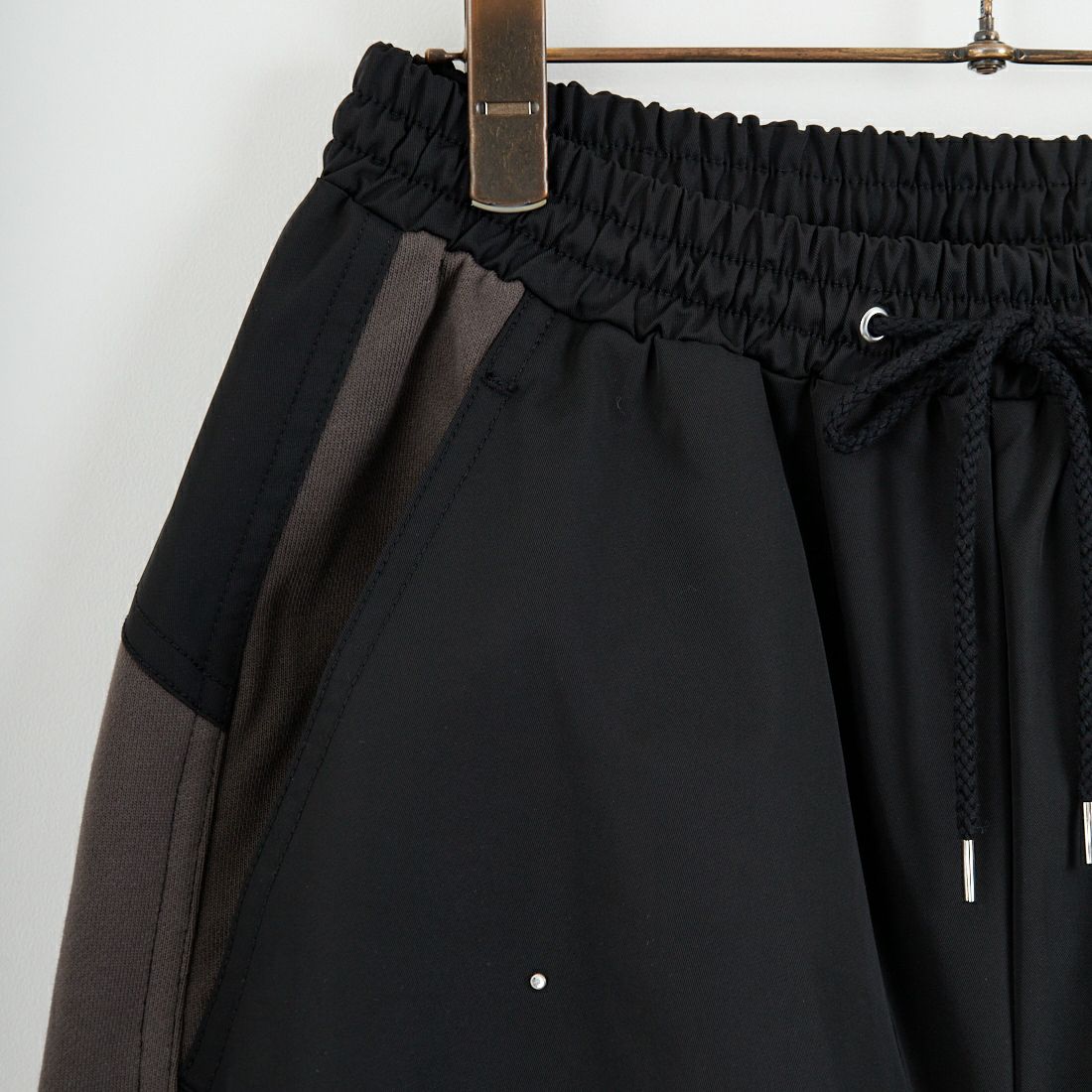 MAISON SPECIAL [メゾンスペシャル] ドッキングラインストーンイージーパンツ [21252465316] BLK