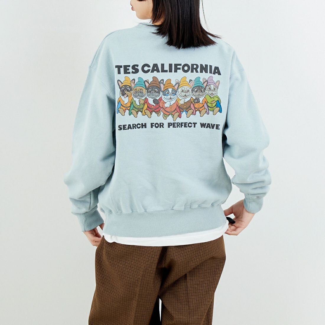 The Endless Summer [エンドレスサマー] 7BUHIS クルーネックスウェット [FH-26374311] 64 SAX &&モデル身長：162cm 着用サイズ：S&&