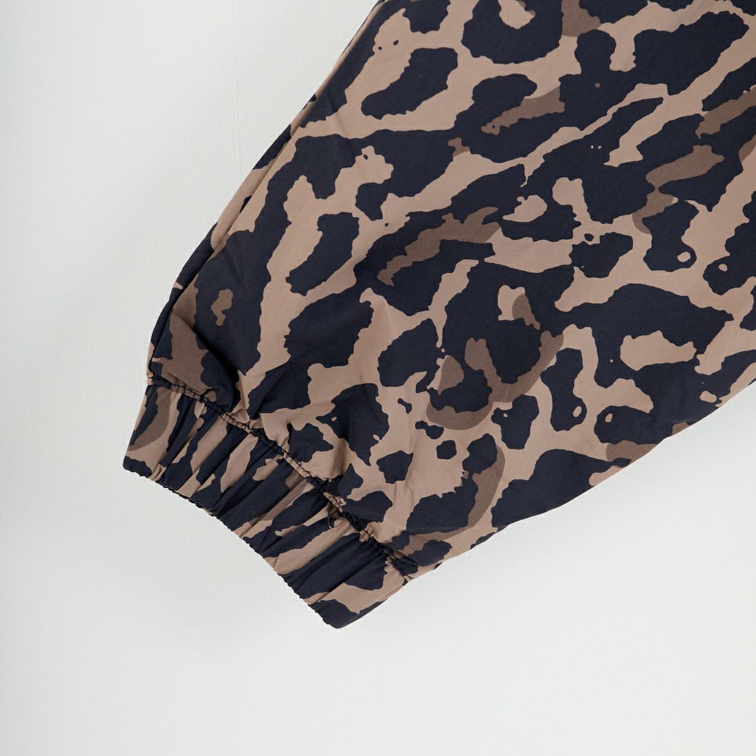 NIKE [ナイキ] ウィメンズ ウーブンプリンテッドジャケット [IB7264] 010 BLACK