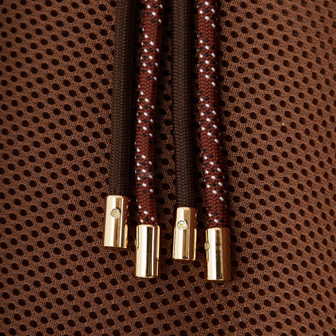 LE VERNIS [ル・ベルニ] パラコードハンドルメッシュバッグ [235-211505] ﾌﾞﾗｳﾝ