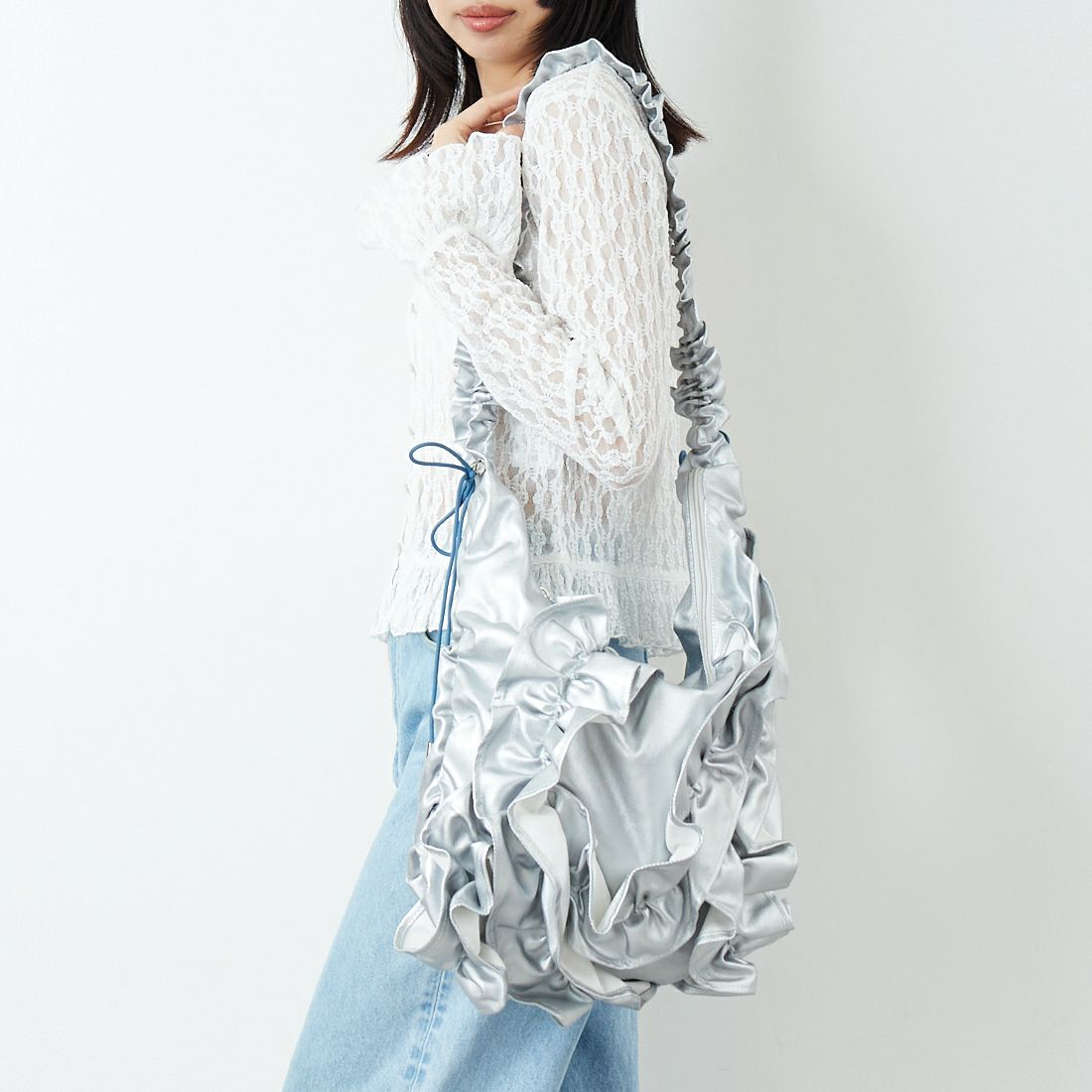 Casselini [キャセリーニ] ボリュームフリルビッグショルダーバッグ [244-110524] ｼﾙﾊﾞｰ