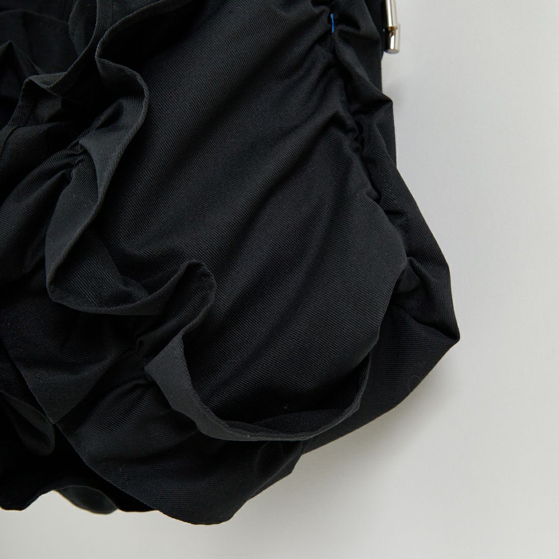 Casselini [キャセリーニ] ボリュームフリルビッグショルダーバッグ [244-110524] ﾌﾞﾗｯｸ