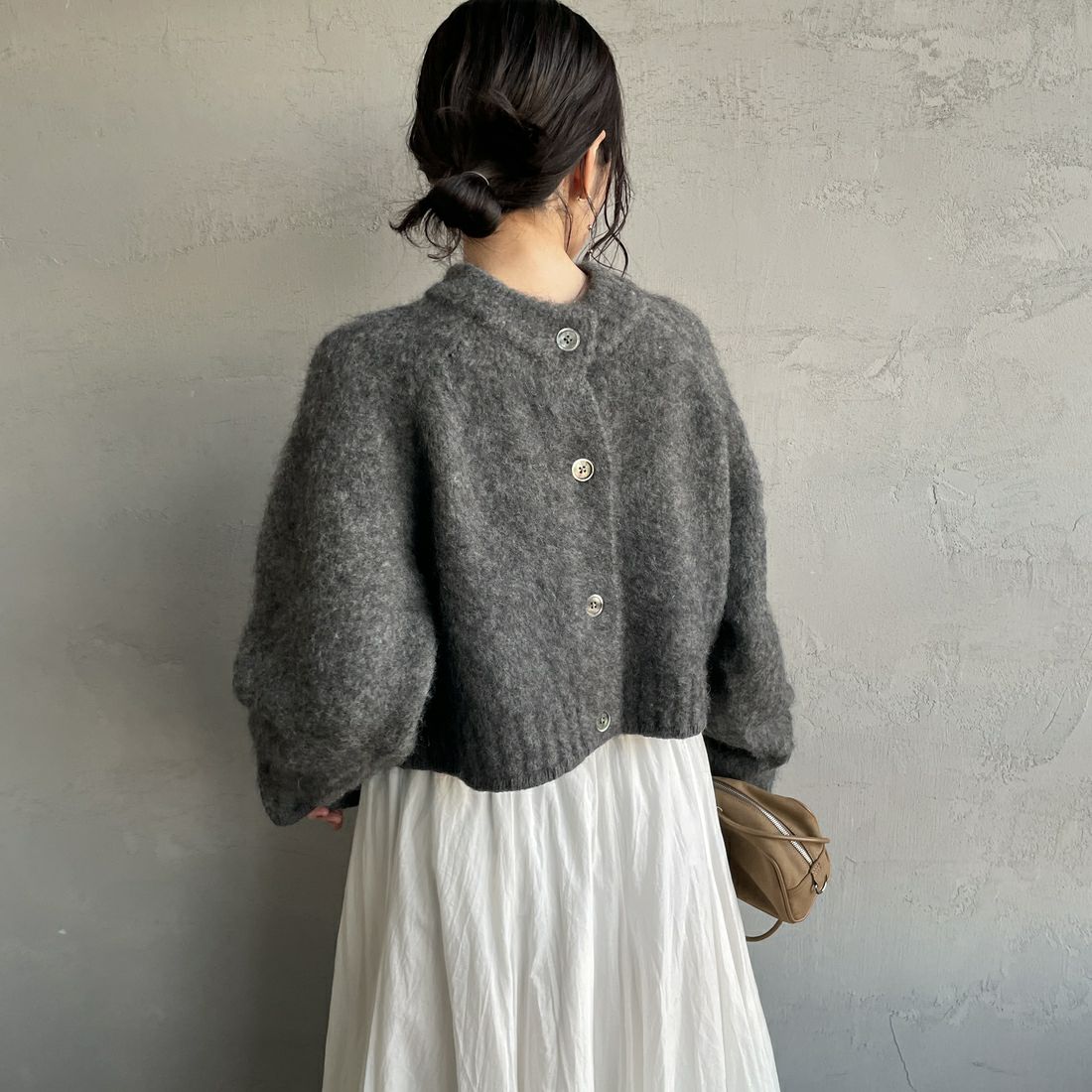 TODAYFUL [トゥデイフル] ブラッシュドニットカーディガン [12520530] C/GRY &&モデル身長：160cm 着用サイズ：F&&