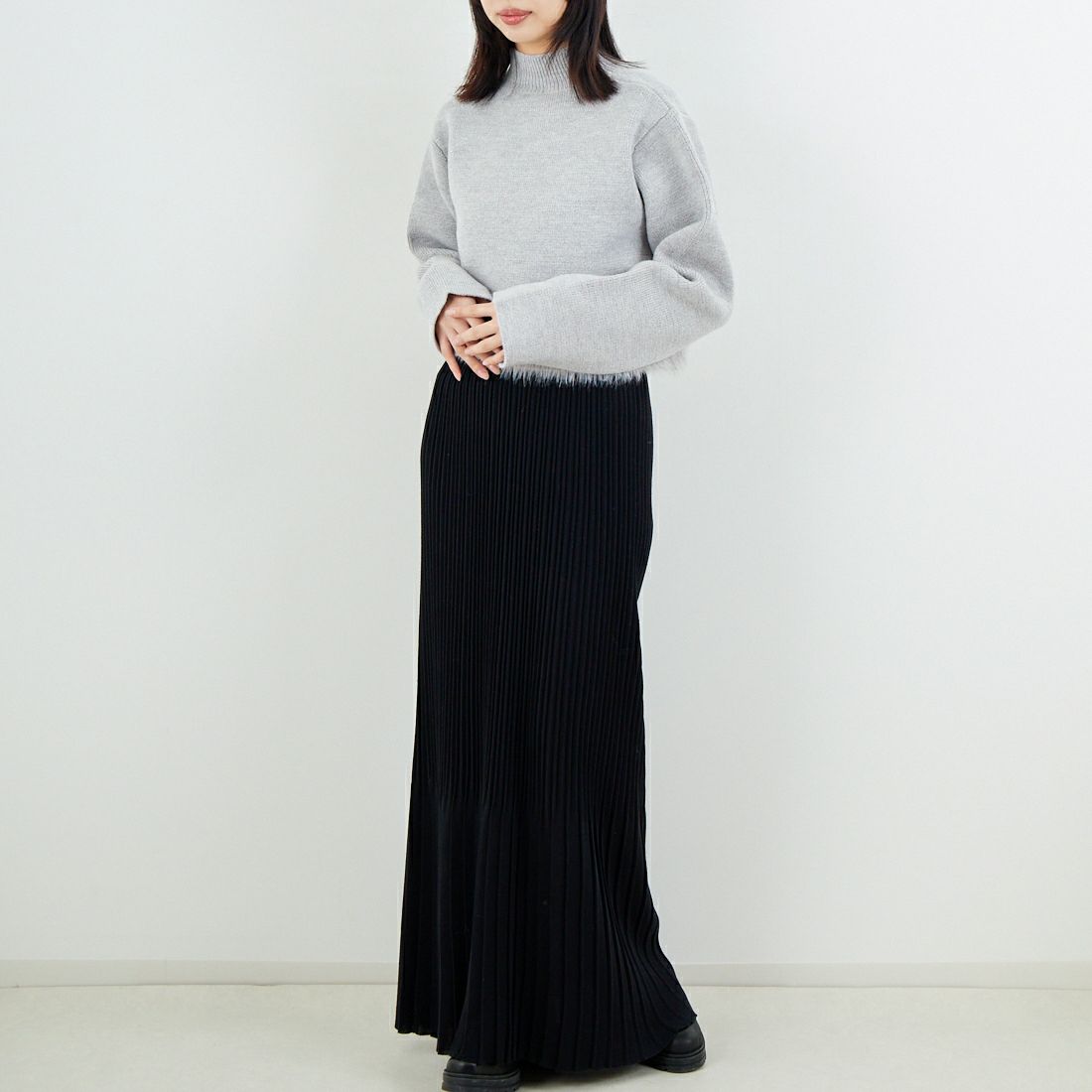 &g'aime [アンジェム] シャギー切替ショートニット [986-67028] ｸﾞﾚｰ &&モデル身長：162cm 着用サイズ：F&&