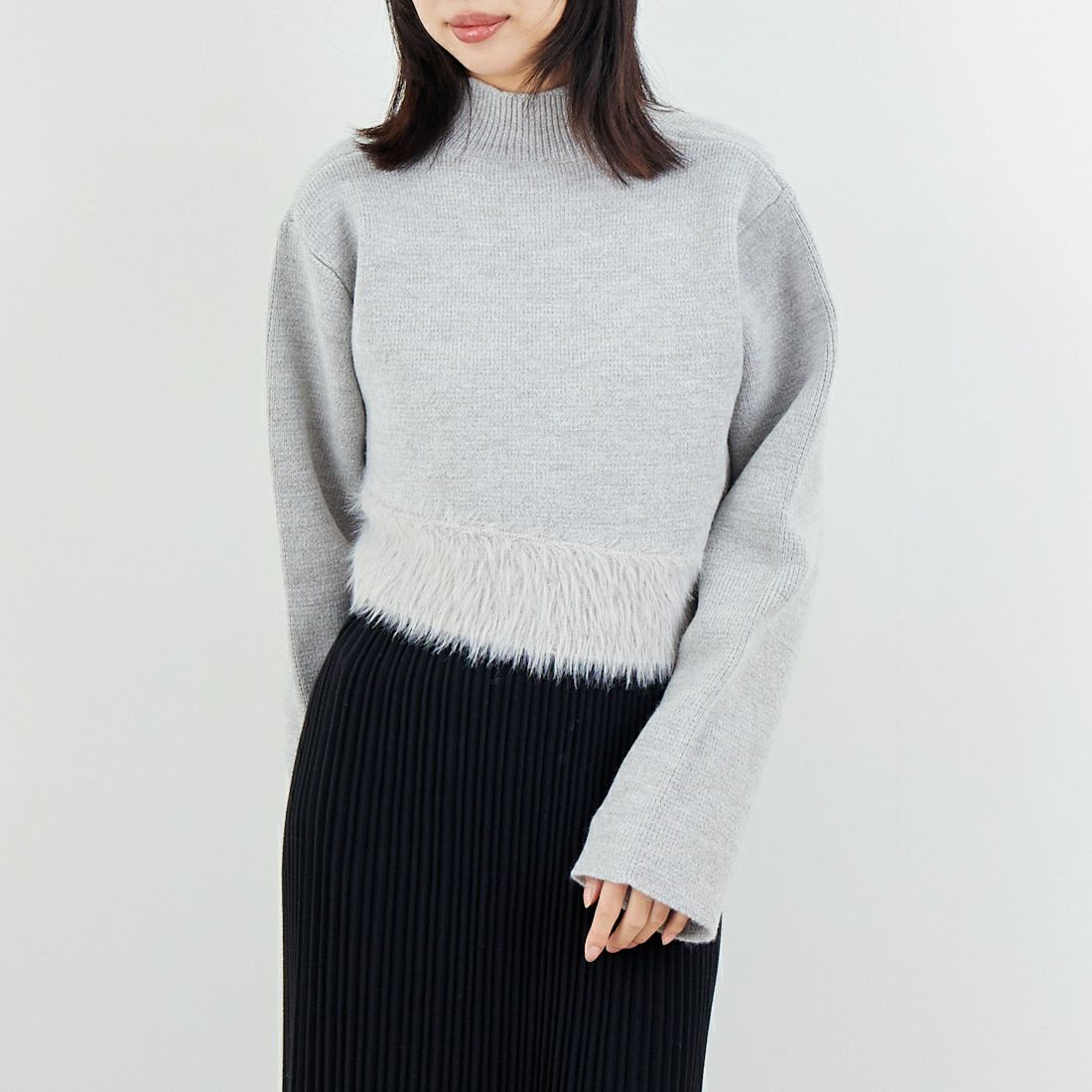 &g'aime [アンジェム] シャギー切替ショートニット [986-67028] ｸﾞﾚｰ &&モデル身長：162cm 着用サイズ：F&&