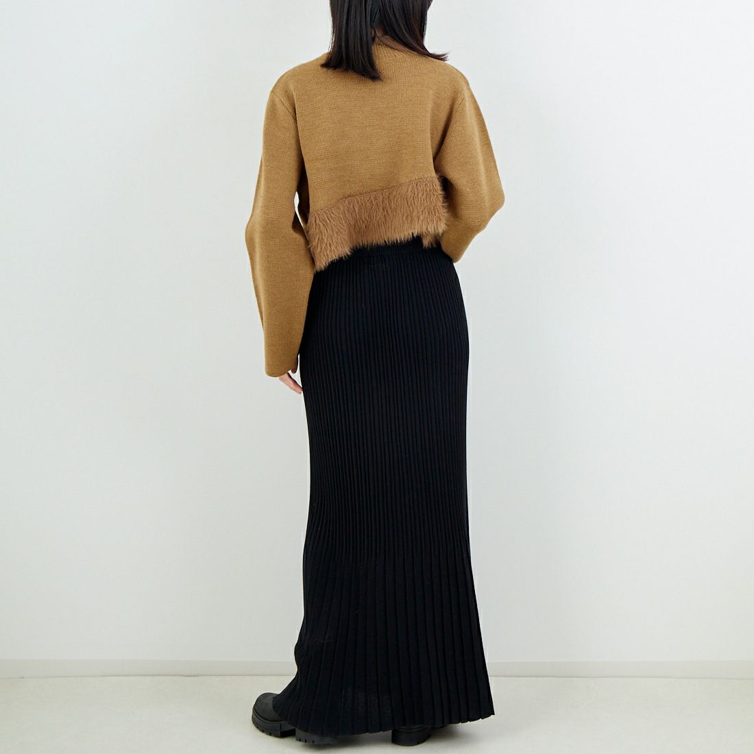 &g'aime [アンジェム] シャギー切替ショートニット [986-67028] ｷｬﾒﾙ &&モデル身長：162cm 着用サイズ：F&&