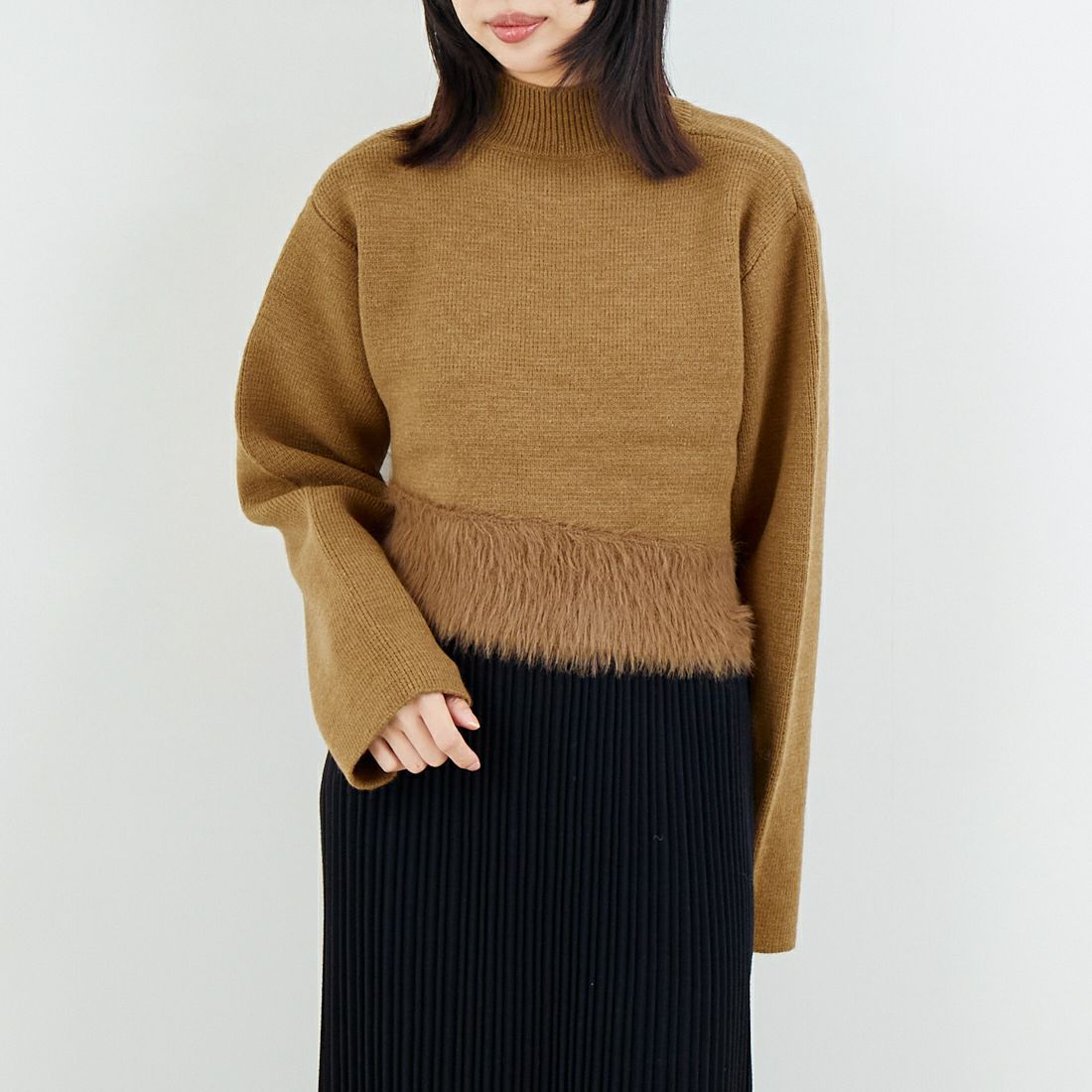 &g'aime [アンジェム] シャギー切替ショートニット [986-67028] ｷｬﾒﾙ &&モデル身長：162cm 着用サイズ：F&&