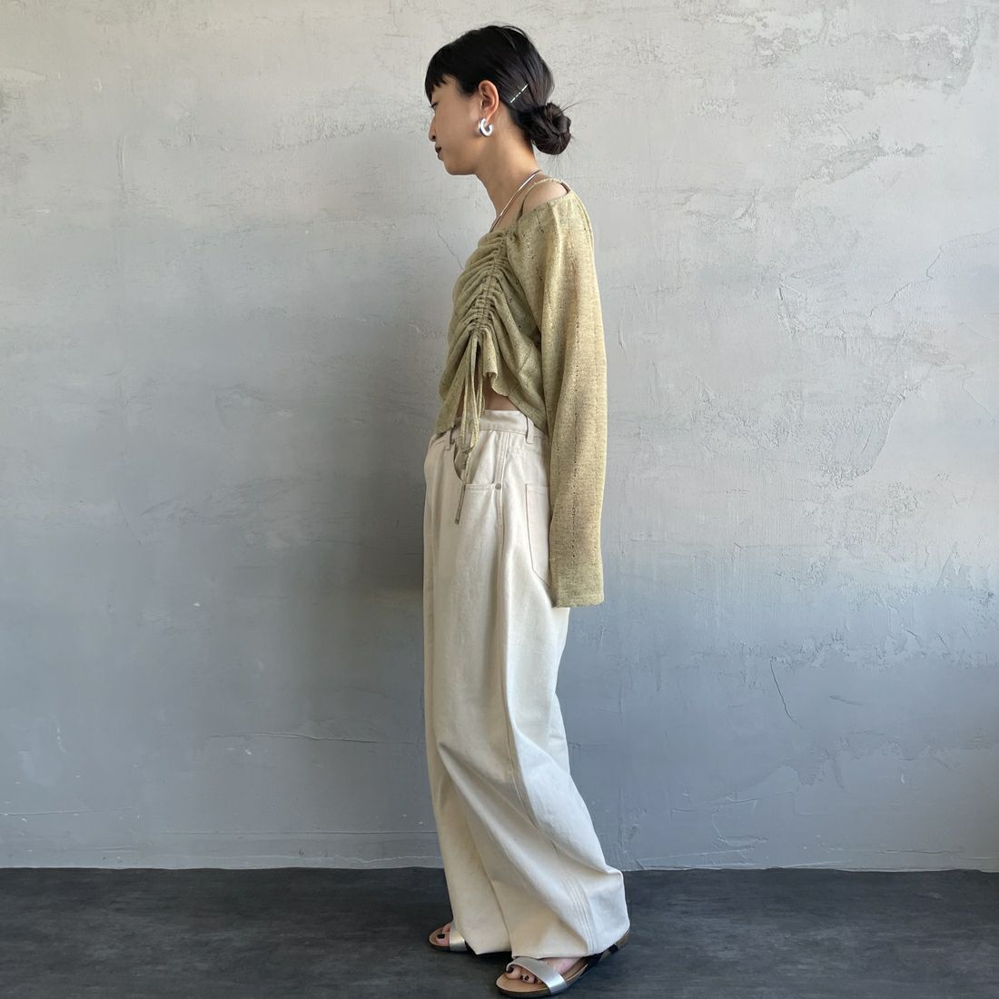 nenom [ネノム] ワンオフショルダー ギャザーリボンTシャツ [NE26312004] 37 MINT &&モデル身長：150cm 着用サイズ：F&&