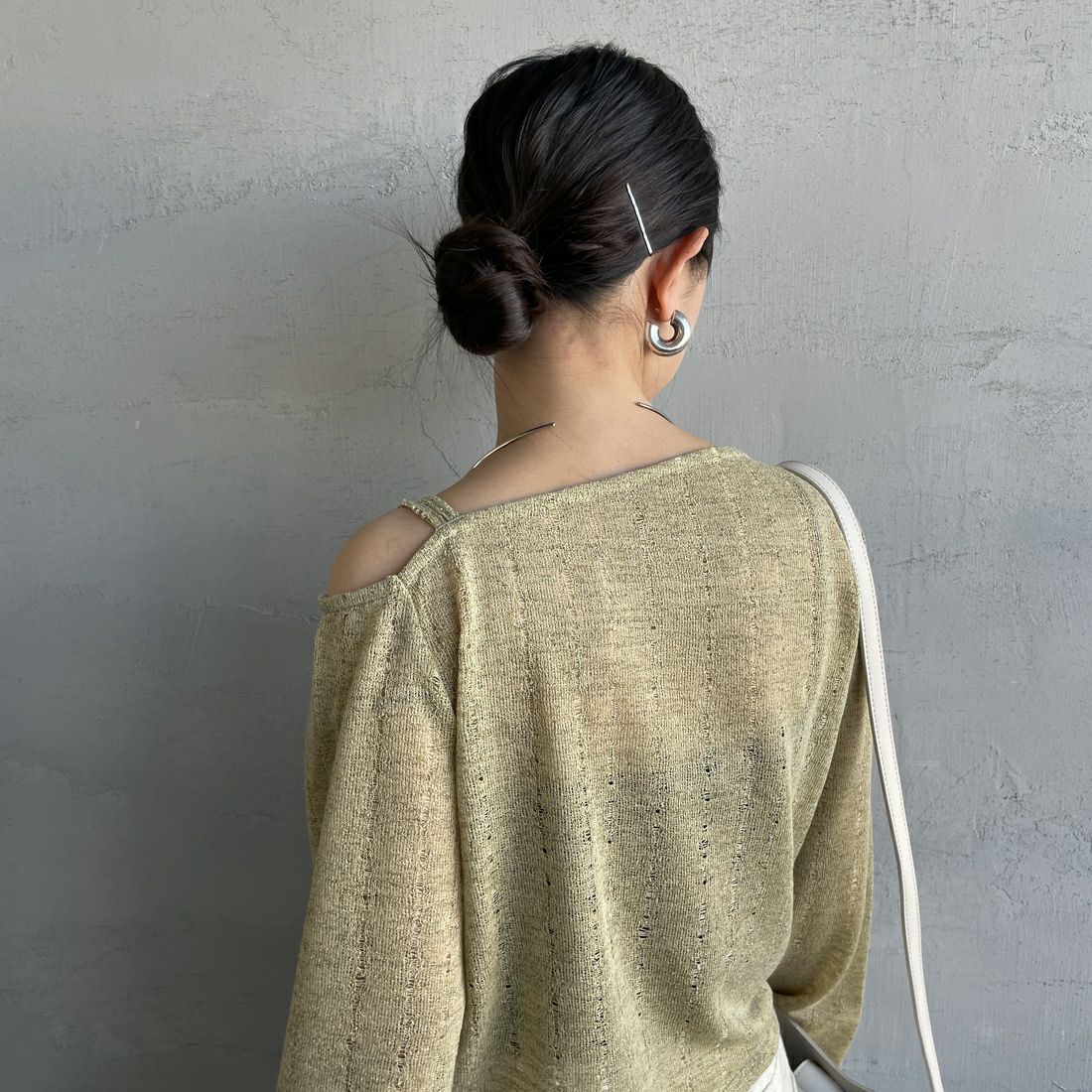 nenom [ネノム] ワンオフショルダー ギャザーリボンTシャツ [NE26312004] 37 MINT &&モデル身長：150cm 着用サイズ：F&&