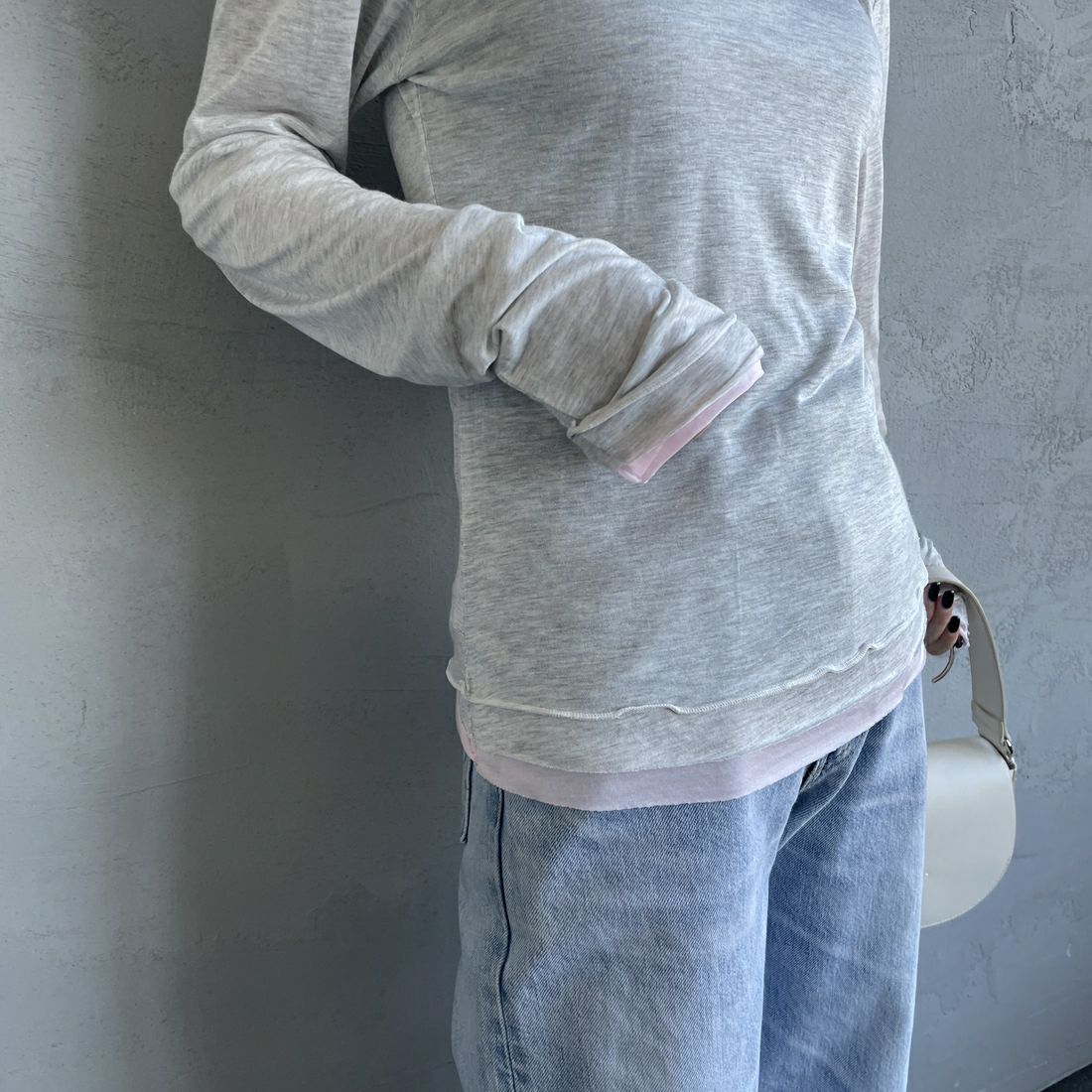 nenom [ネノム] シアーレイヤードロンT [NE26312002] 20 OAT/PNK &&モデル身長：150cm 着用サイズ：F&&