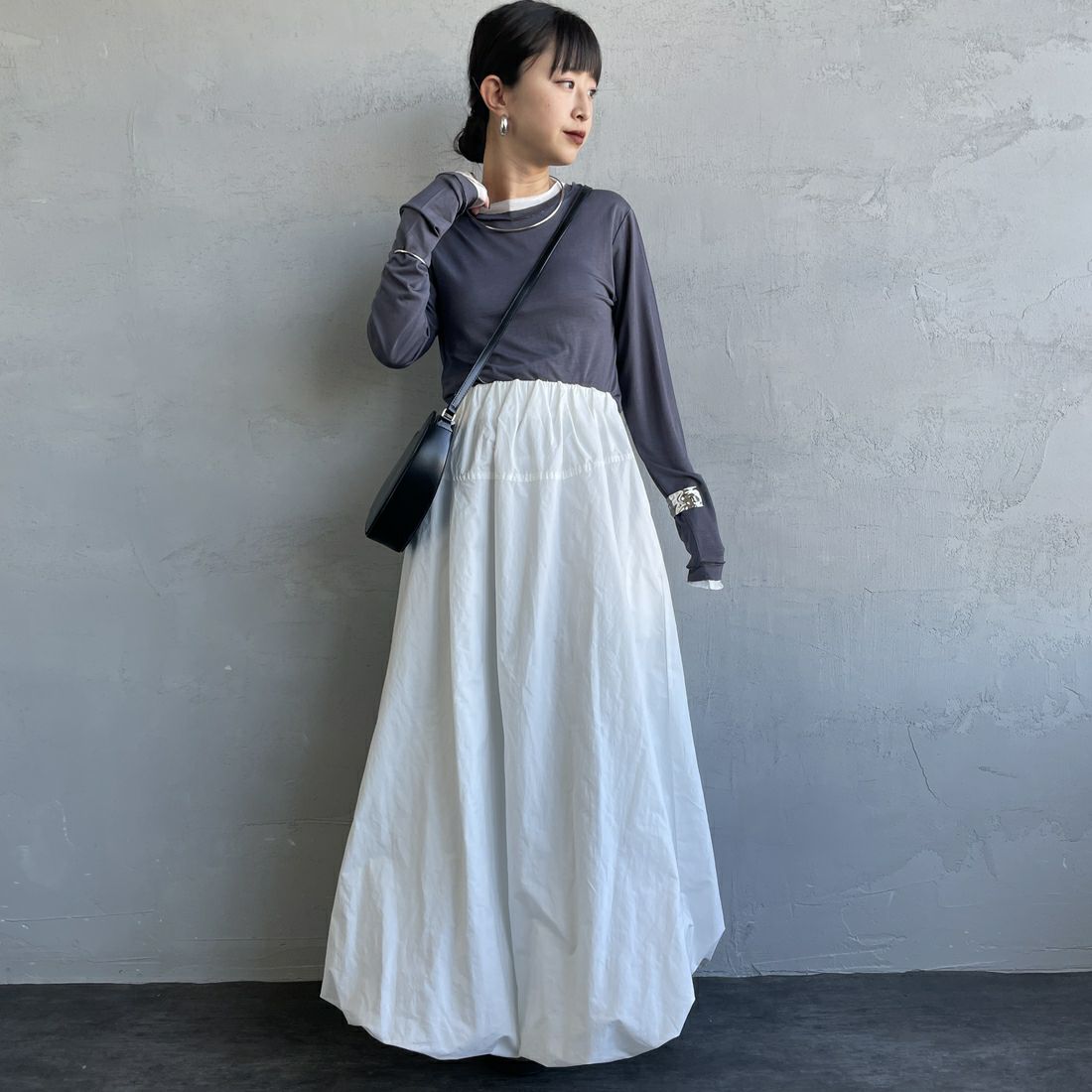 nenom [ネノム] シアーレイヤードロンT [NE26312002] 08 CHR/OFF &&モデル身長：150cm 着用サイズ：F&&