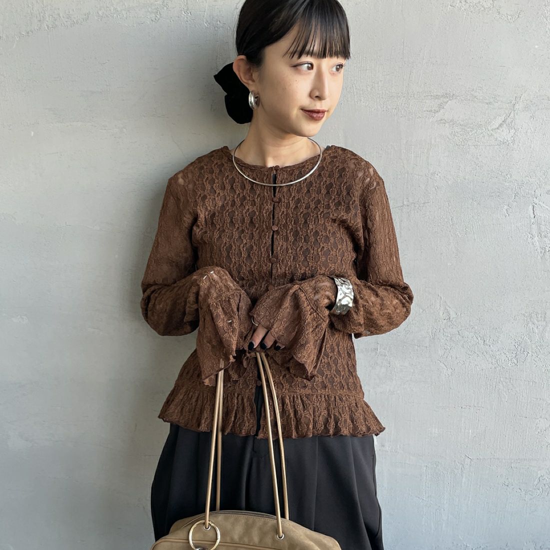 28 BROWN&&モデル身長：150cm 着用サイズ：F&&