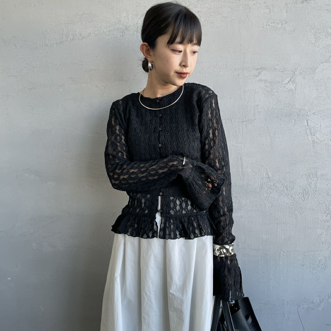 nenom [ネノム] マルチWAY レースペプラムカーディガン [NE26312001] 09 BLACK &&モデル身長：150cm 着用サイズ：F&&