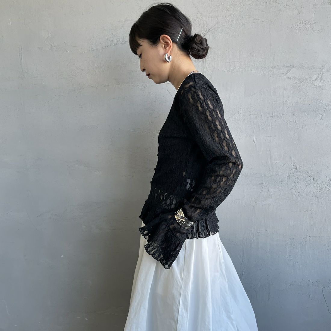 nenom [ネノム] マルチWAY レースペプラムカーディガン [NE26312001] 09 BLACK &&モデル身長：150cm 着用サイズ：F&&