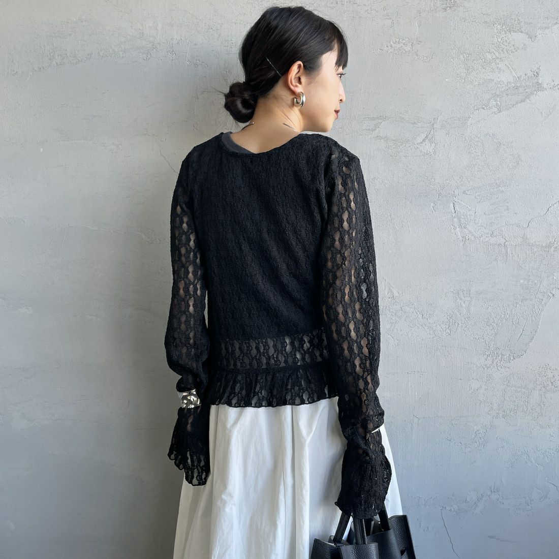 nenom [ネノム] マルチWAY レースペプラムカーディガン [NE26312001] 09 BLACK &&モデル身長：150cm 着用サイズ：F&&