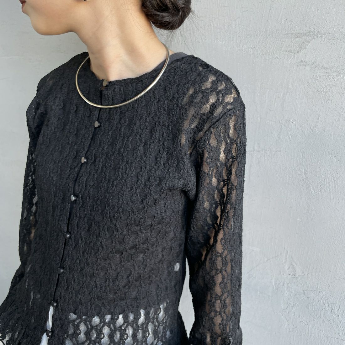 nenom [ネノム] マルチWAY レースペプラムカーディガン [NE26312001] 09 BLACK &&モデル身長：150cm 着用サイズ：F&&