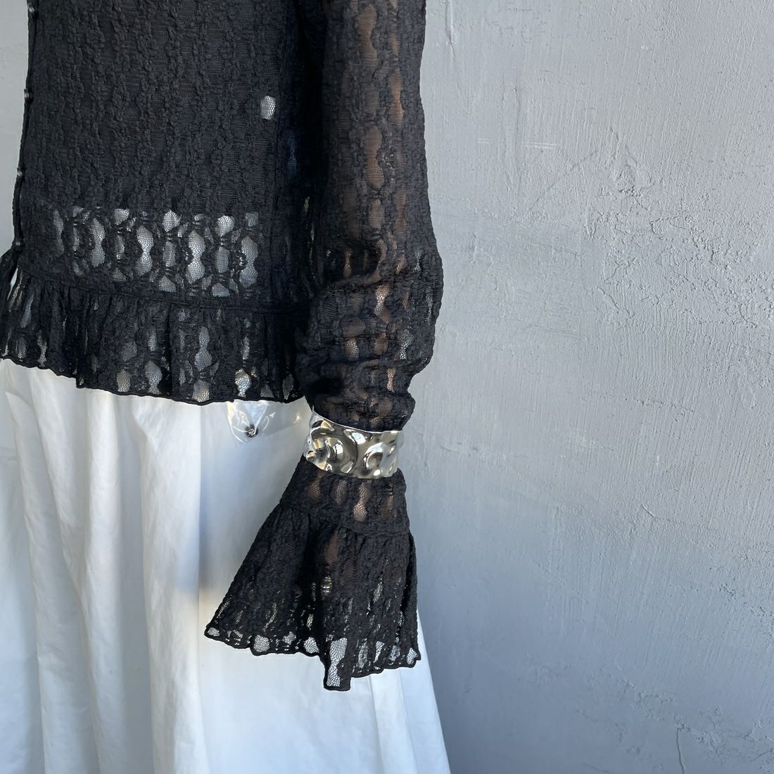 nenom [ネノム] マルチWAY レースペプラムカーディガン [NE26312001] 09 BLACK &&モデル身長：150cm 着用サイズ：F&&