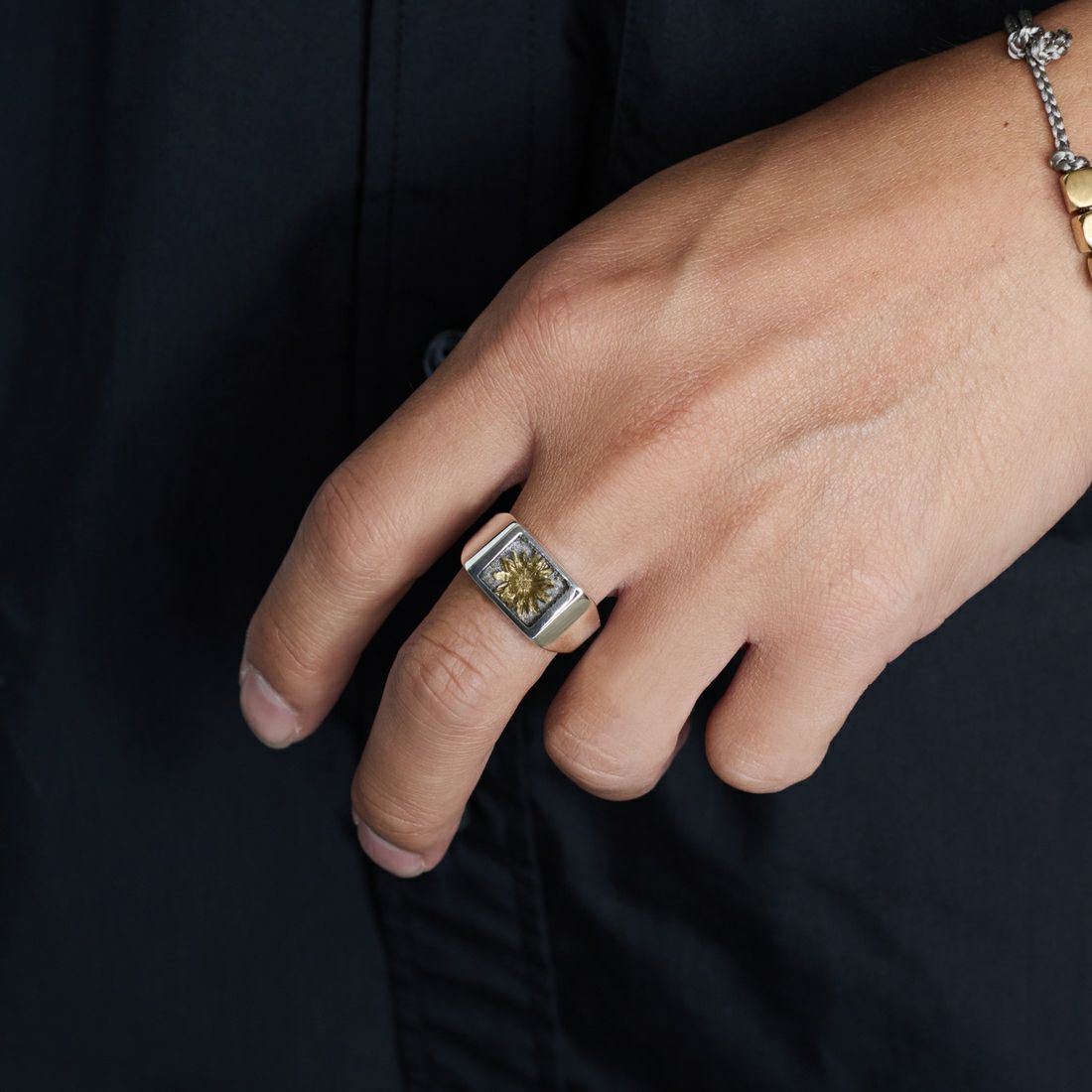 XOLO JEWELRY [ショロジュエリー] シグネットリング ゴールドフラワー [XOR125] SILVER