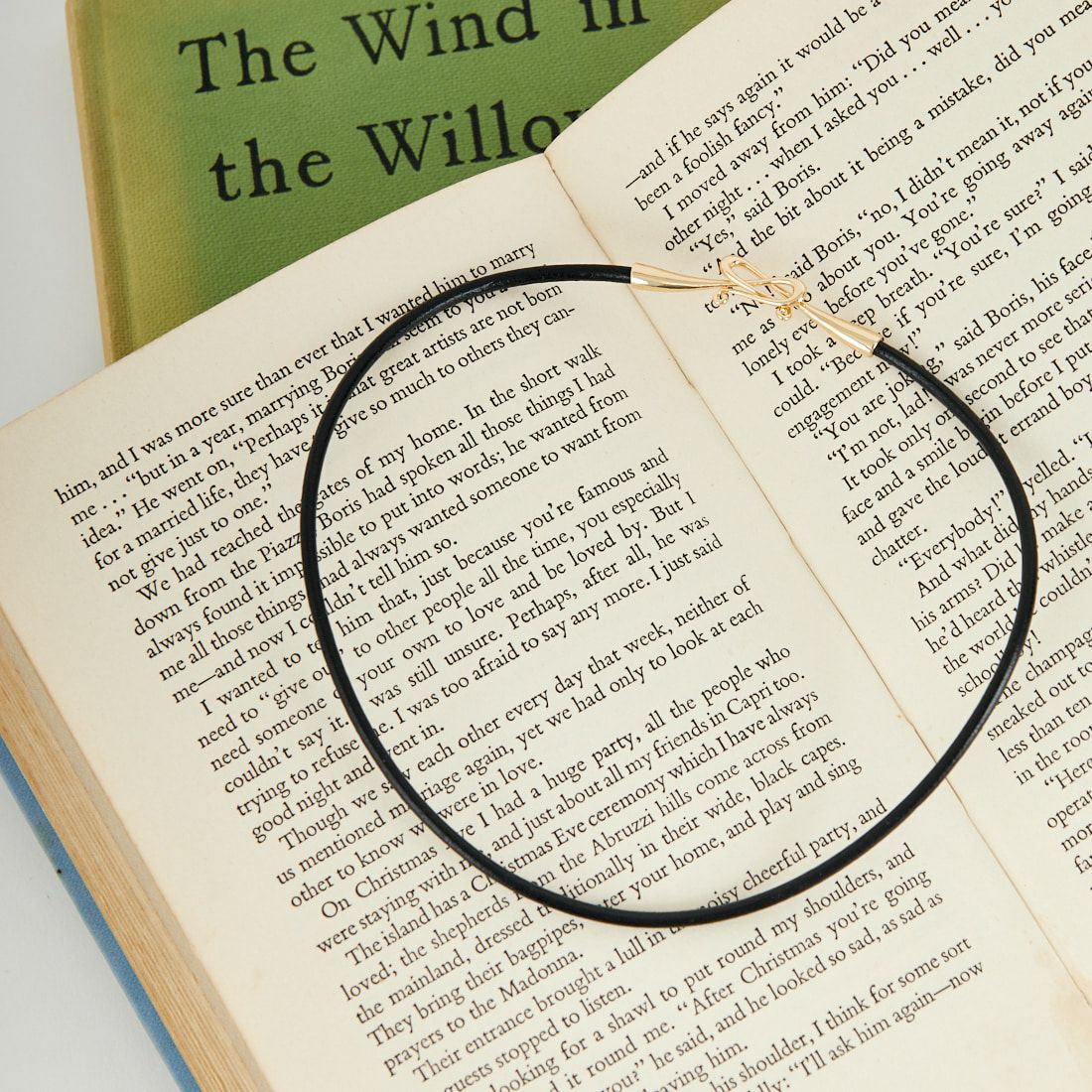 CHIGNON [シニヨン] リアルレザーフックチョーカー [0056-519SH] GOLD