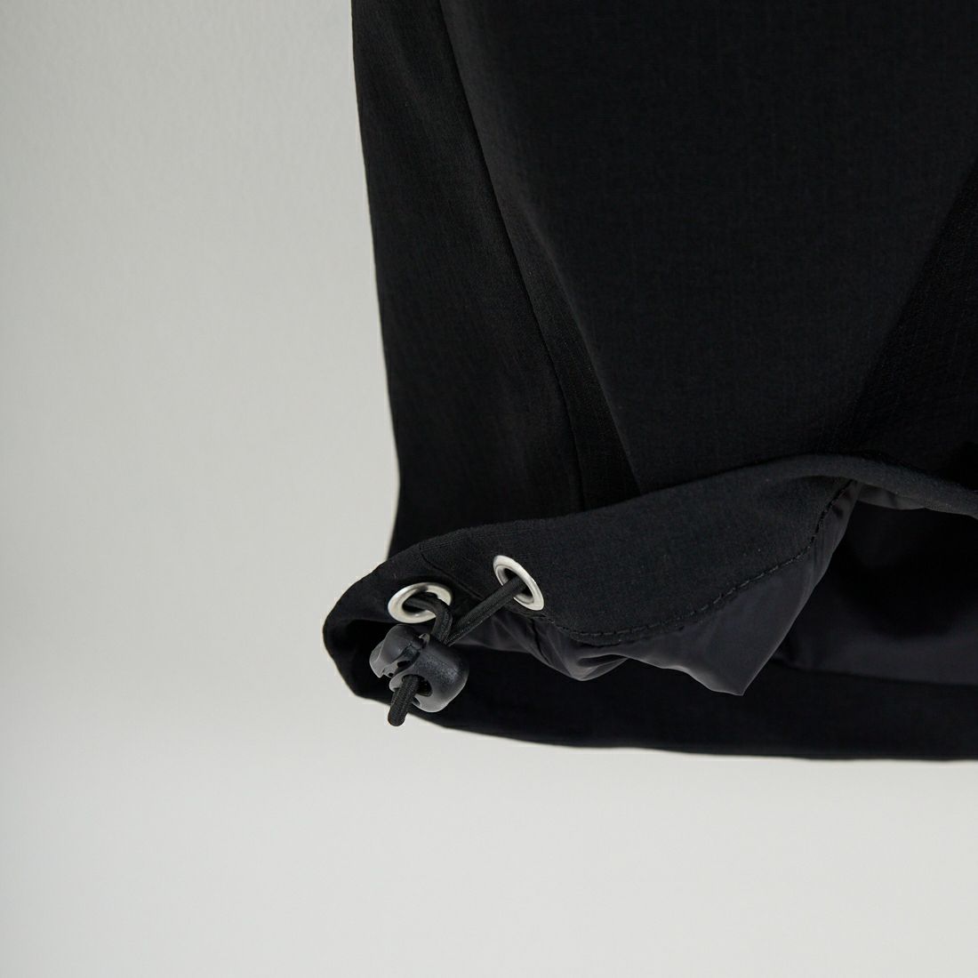 A.P.C. [アー・ペー・セー] ナイロンジップブルゾン [BLOUSON-SUTHERLAND] 99 NOIR