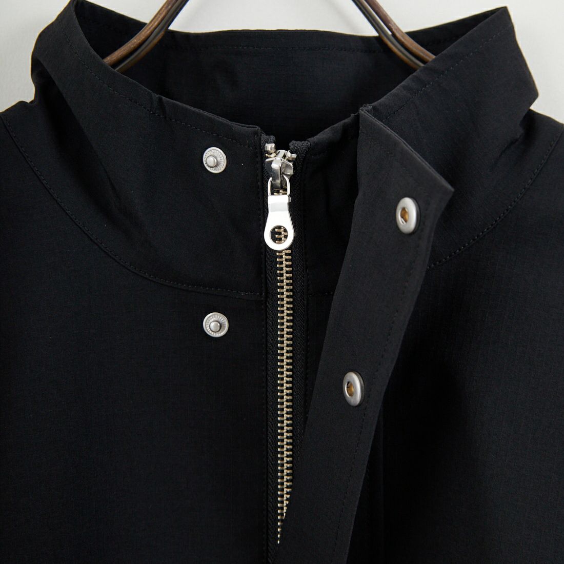 A.P.C. [アー・ペー・セー] ナイロンジップブルゾン [BLOUSON-SUTHERLAND] 99 NOIR