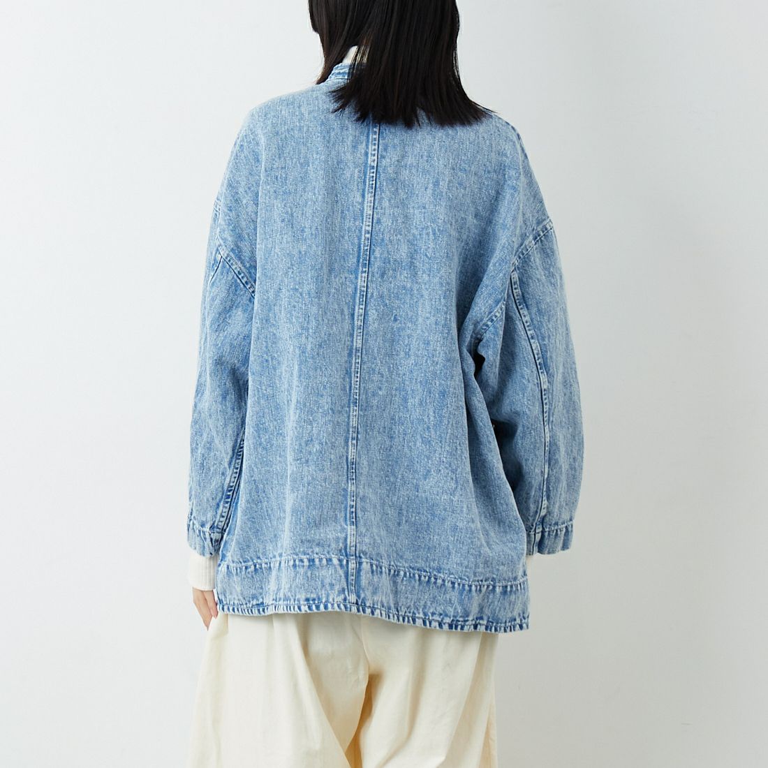 ESTROISLOSE [エストゥロワルーズ] 綿麻デニムジャケット [EB25409] 793 FADE B &&モデル身長：162cm 着用サイズ：F&&