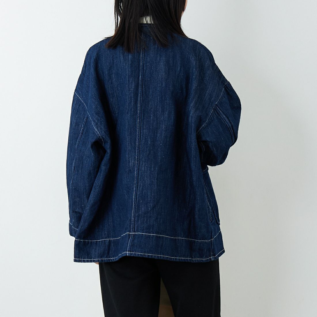 ESTROISLOSE [エストゥロワルーズ] 綿麻デニムジャケット [EB25409] 795 INDIGO &&モデル身長：162cm 着用サイズ：F&&