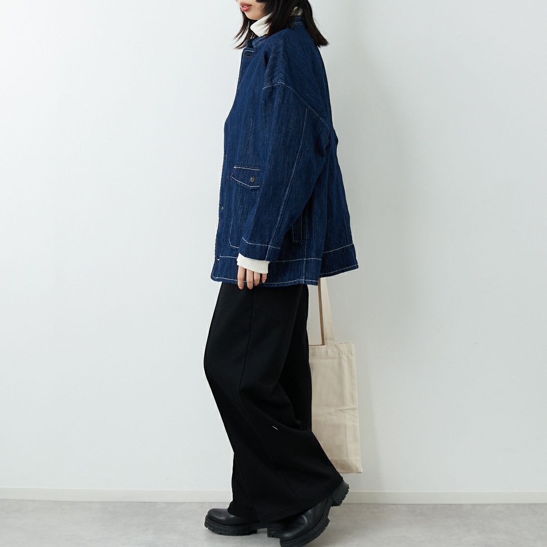 ESTROISLOSE [エストゥロワルーズ] 綿麻デニムジャケット [EB25409] 795 INDIGO &&モデル身長：162cm 着用サイズ：F&&