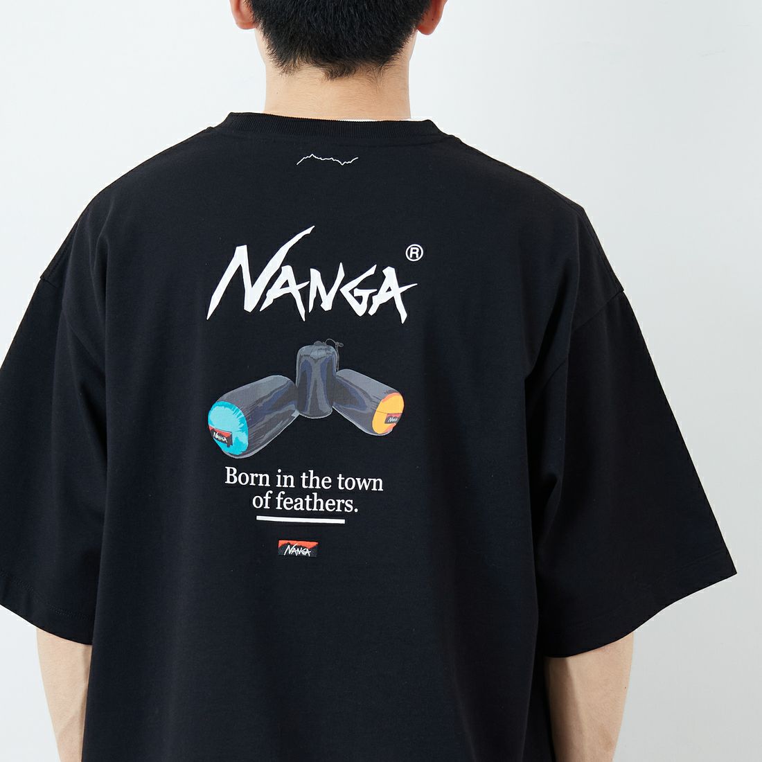 JEANSFACTORY × NANGA [ジーンズファクトリー × ナンガ] 別注 ルーズフィット NEBUKUROバックプリント ドローコードTシャツ [NW26SS-JF8] BLACK &&モデル身長：168cm 着用サイズ：L&&