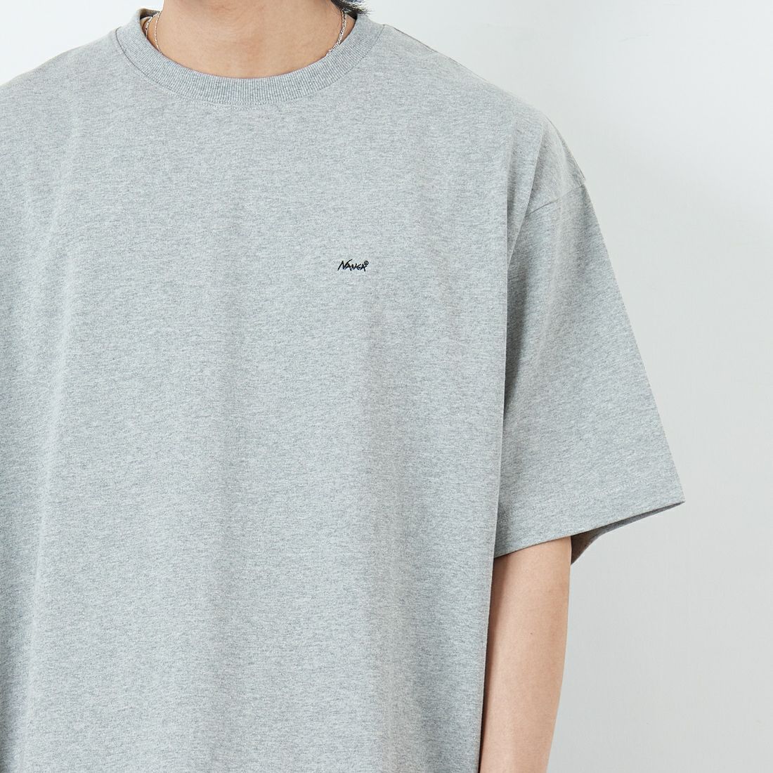 JEANSFACTORY × NANGA [ジーンズファクトリー × ナンガ] 別注 ルーズフィット メッシュ切替え ドローコードTシャツ [NW26SS-JF7] GRAY