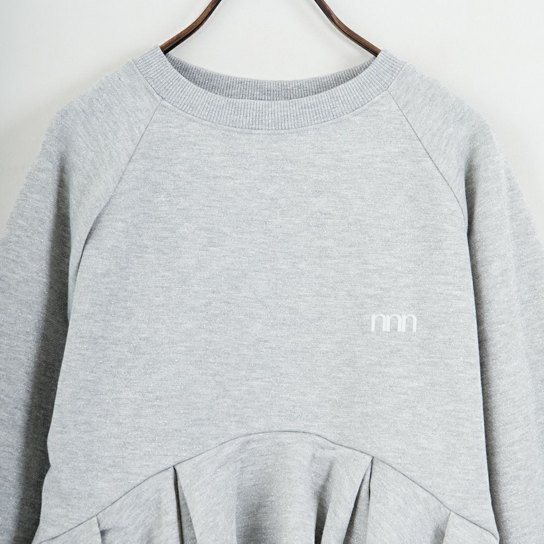 emmi [エミ] ペプラムラメ裏毛プルオーバー [13WCT261018] GRY