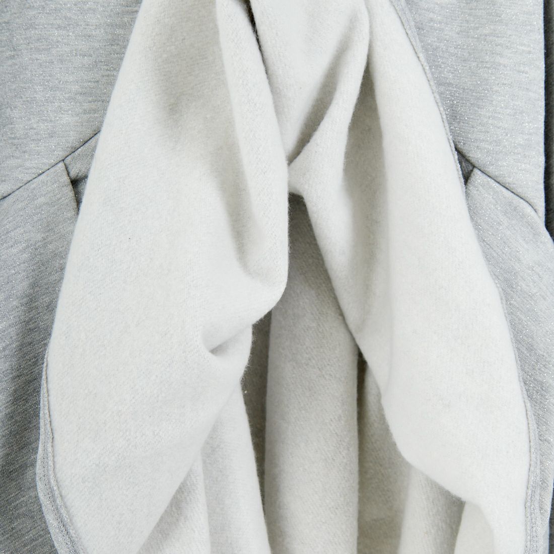 emmi [エミ] ペプラムラメ裏毛プルオーバー [13WCT261018] GRY