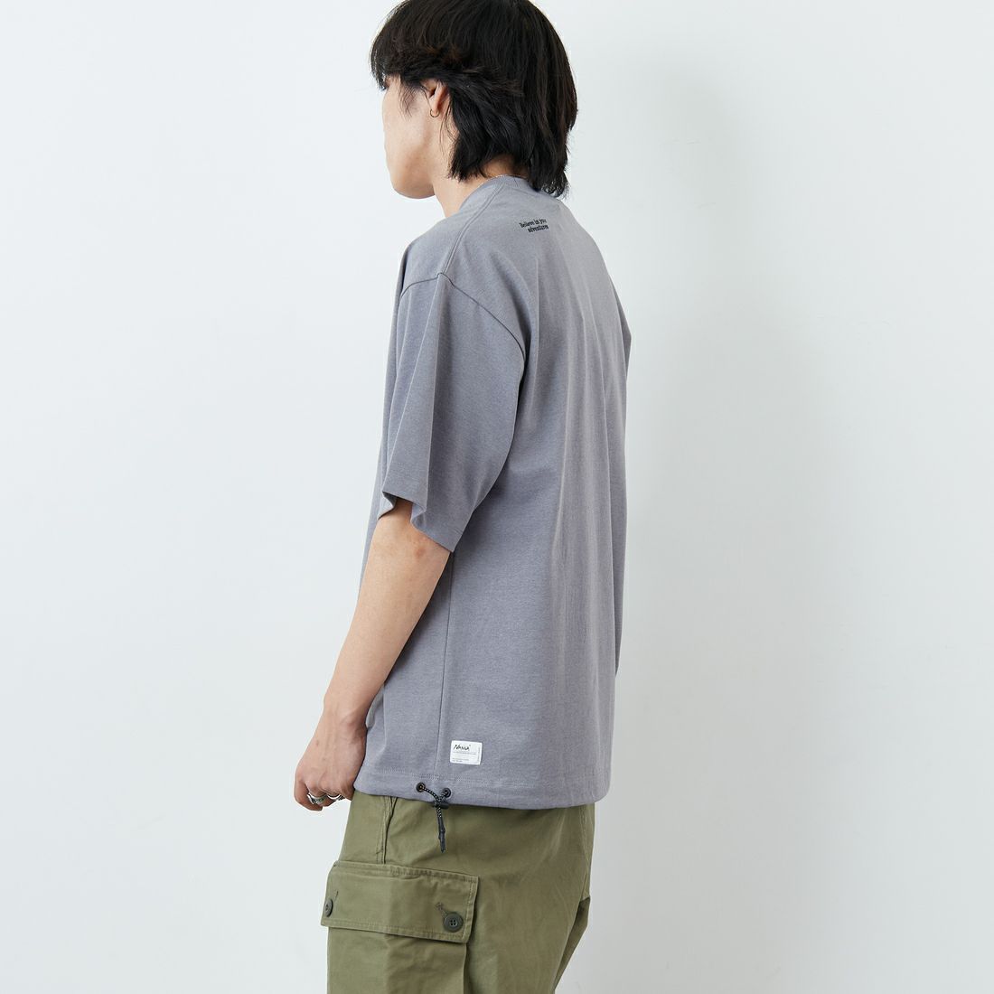 JEANSFACTORY × NANGA [ジーンズファクトリー × ナンガ] 別注 ルーズフィット ドローコードポケットTシャツ [NW26SS-JF5] CHARCOAL