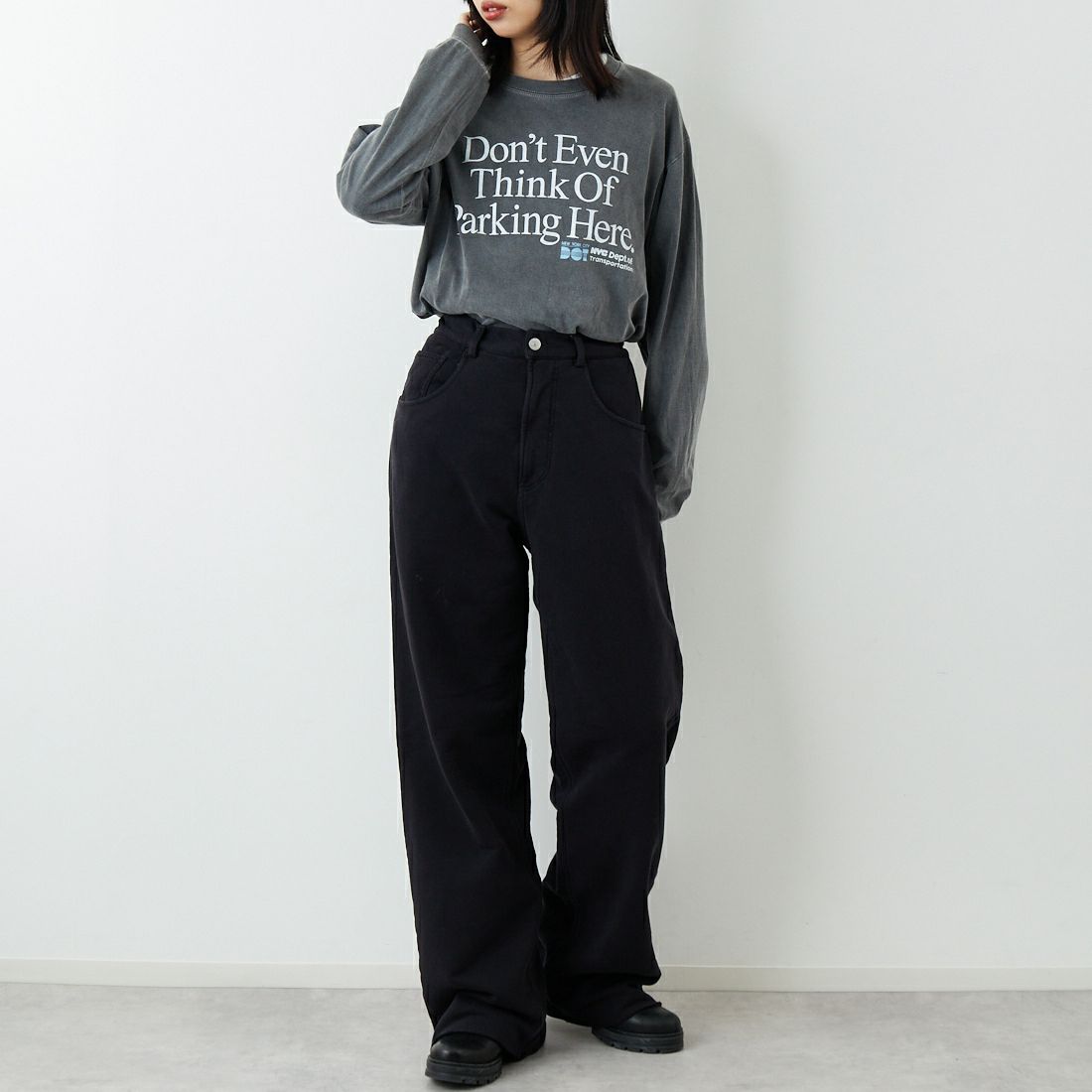 MM6 Maison Margiela [エムエムシックス メゾン マルジェラ] コットン ワイドレッグトラウザーズ [S52KA0548-M25014] 900 BLACK &&モデル身長：162cm 着用サイズ：S&&