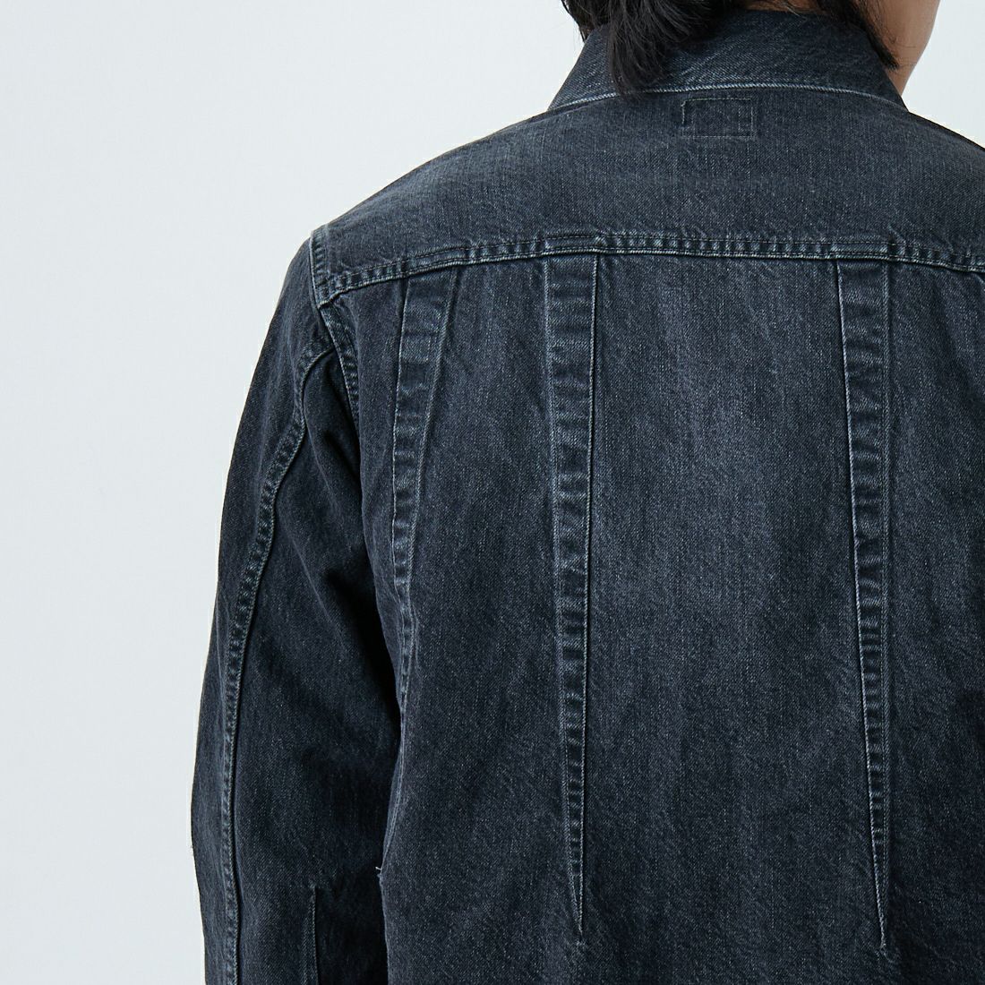 Needles [ニードルズ] 12ozデニム ダーツジーンジャケット [SX199] B BLACK &&モデル身長：179cm 着用サイズ：M&&