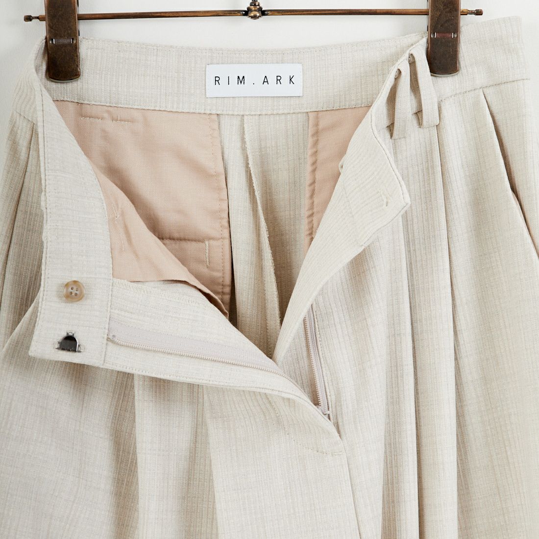 RIM.ARK [リムアーク] ドビーストライプ ダブルタックパンツ [460JSL31-0171] L/BEG
