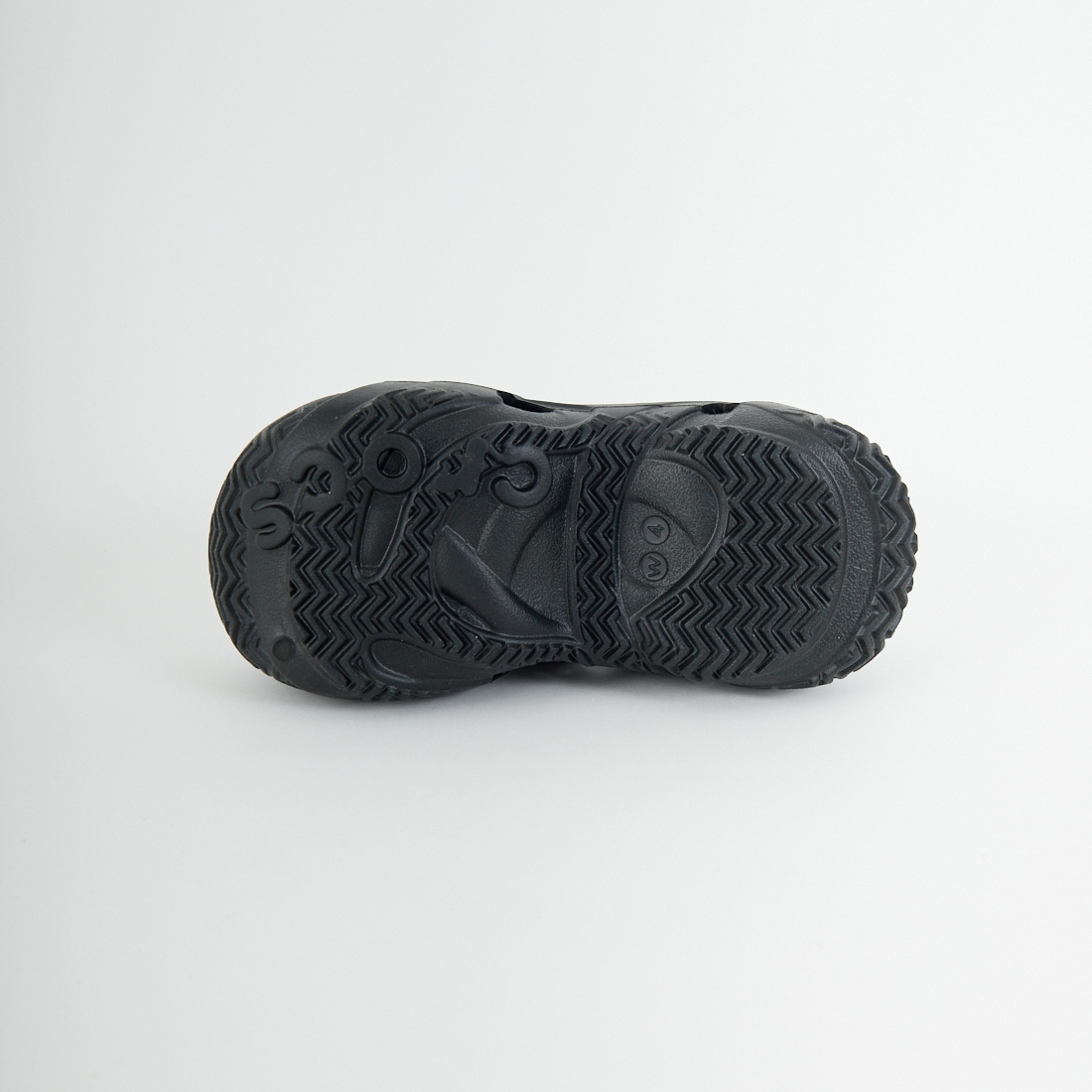 Crocs [クロックス] ケージド クロッグ [211141] BLACK