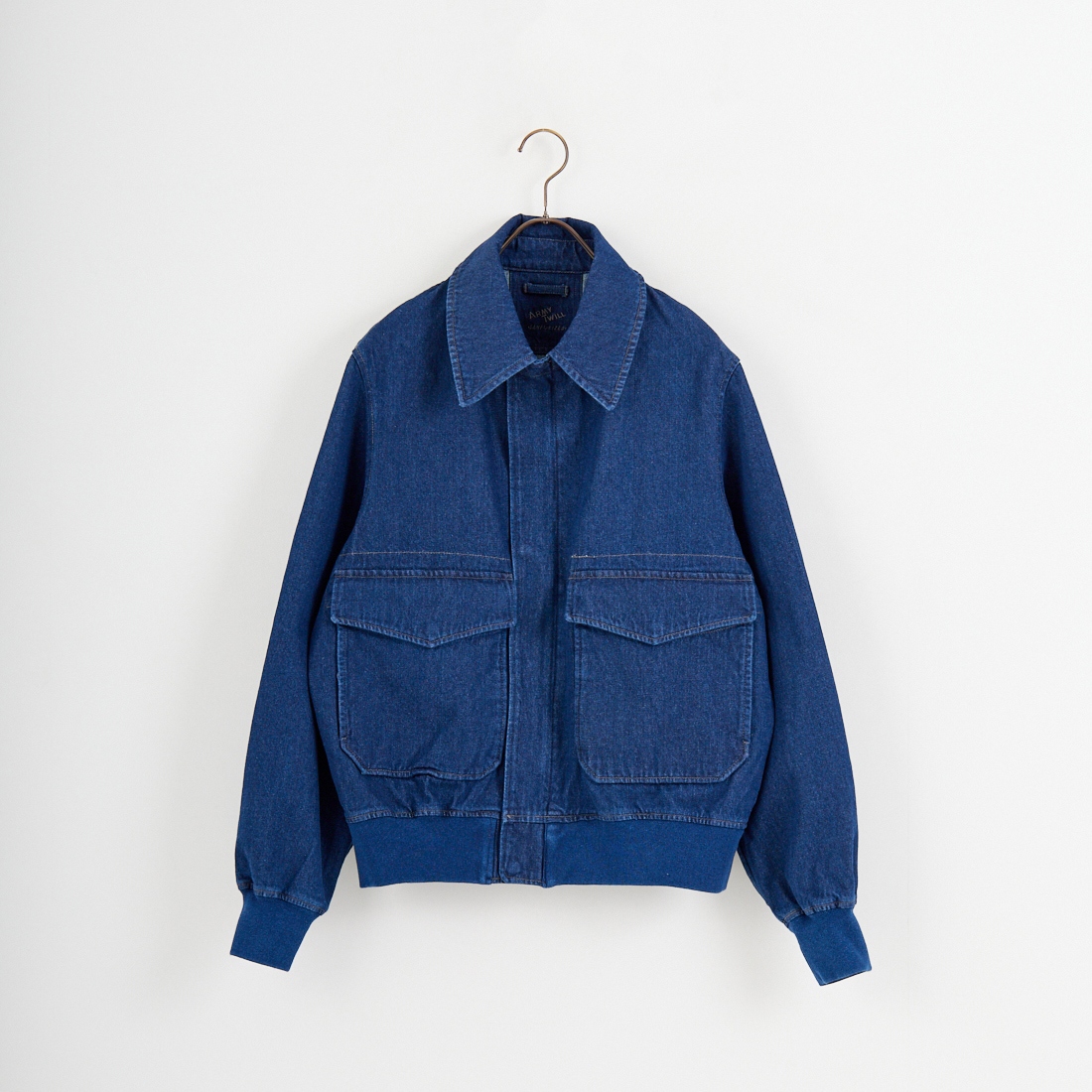 ARMY TWILL SANFORIZED [アーミーツイル サンフォライズド] 別注 ショート丈 デニムブルゾン [AM-2614502-INT-JF] NAVY