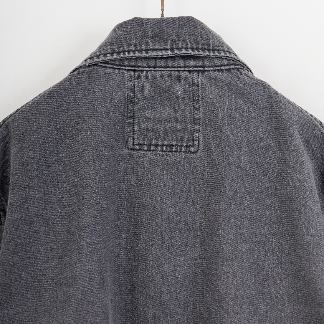 ARMY TWILL SANFORIZED [アーミーツイル サンフォライズド] 別注 ショート丈 デニムブルゾン [AM-2614502-INT-JF] BLACK