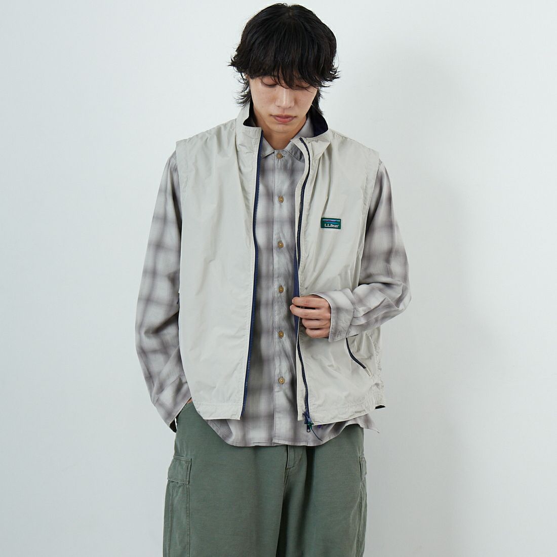 L.L.BEAN [エルエルビーン] ロクスベリーベスト [6175-3042] 24 SAND &&モデル身長：179cm 着用サイズ：L&&
