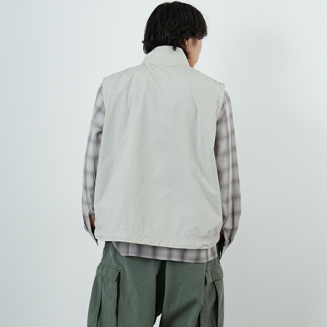 L.L.BEAN [エルエルビーン] ロクスベリーベスト [6175-3042] 24 SAND &&モデル身長：179cm 着用サイズ：L&&